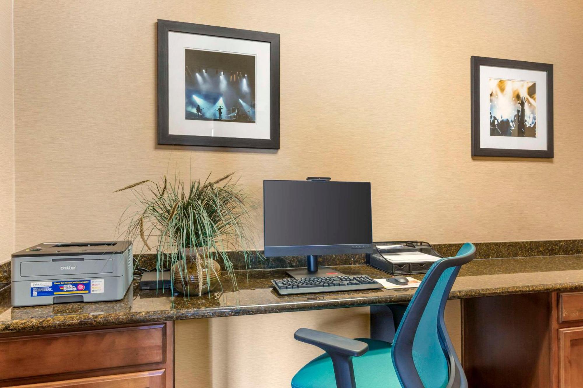 Comfort Suites Glendale - State Farm Stadium Area Extérieur photo